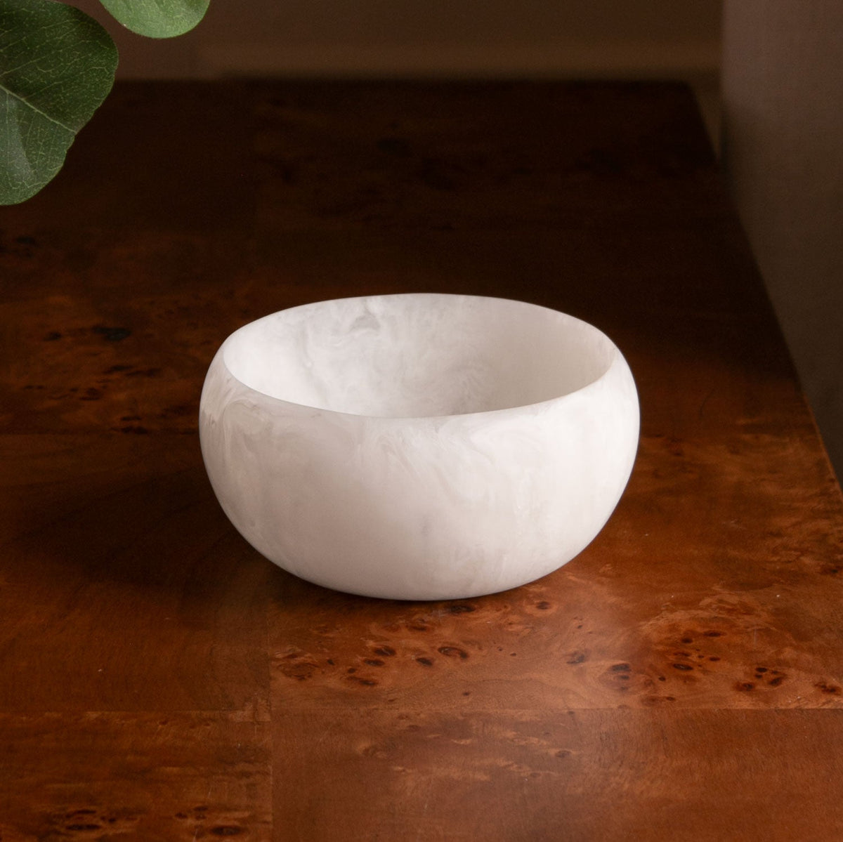 resin-sorbet-mini-round-bowl-coconut
