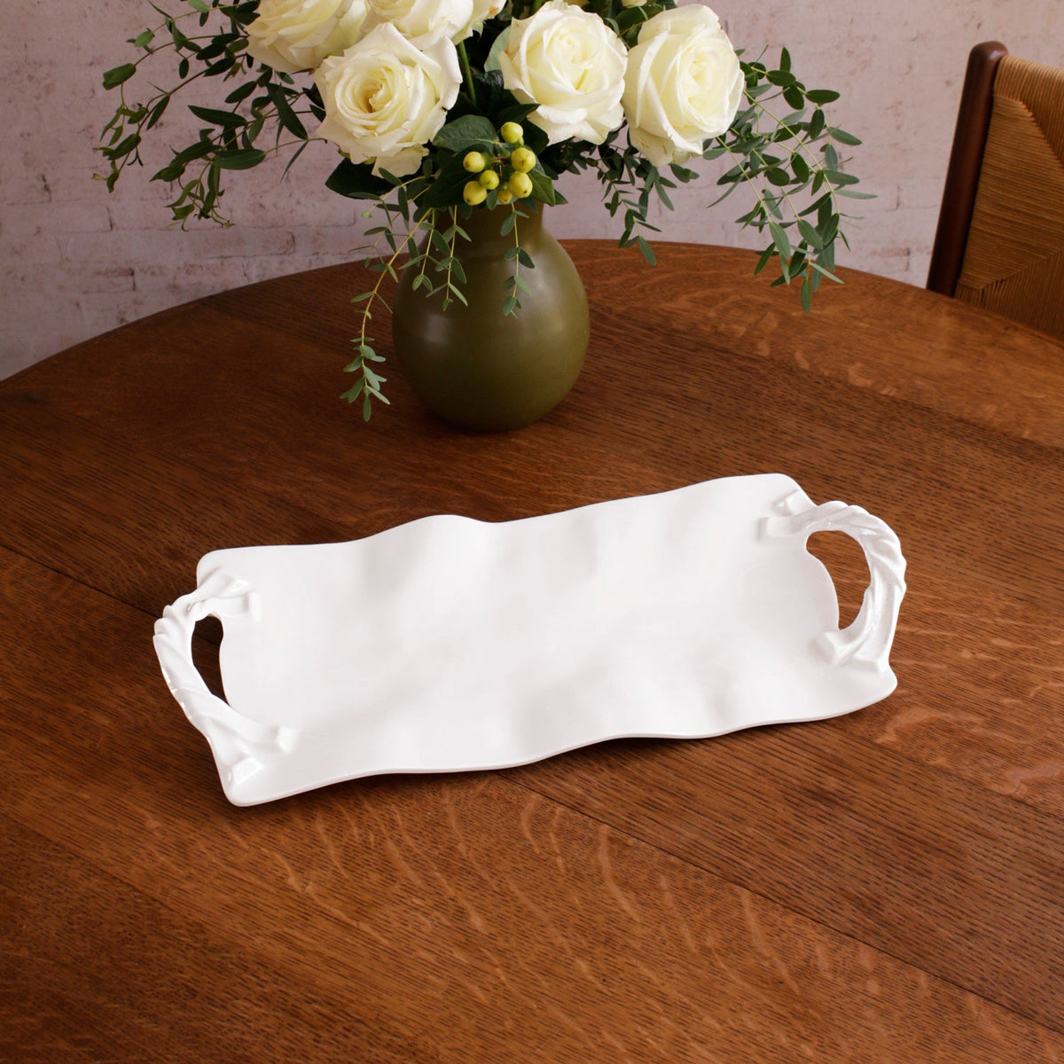 vida-sasha-long-rectangle-tray-with-handles-white