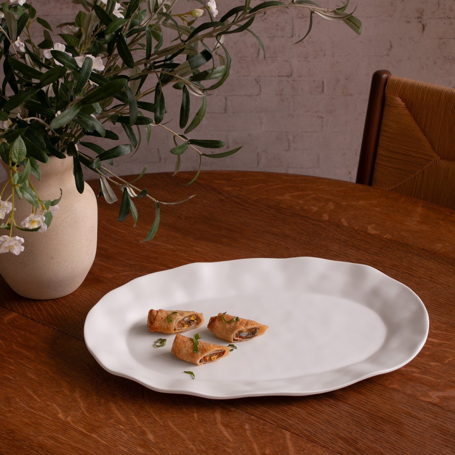 vida-nube-large-oval-platter-white