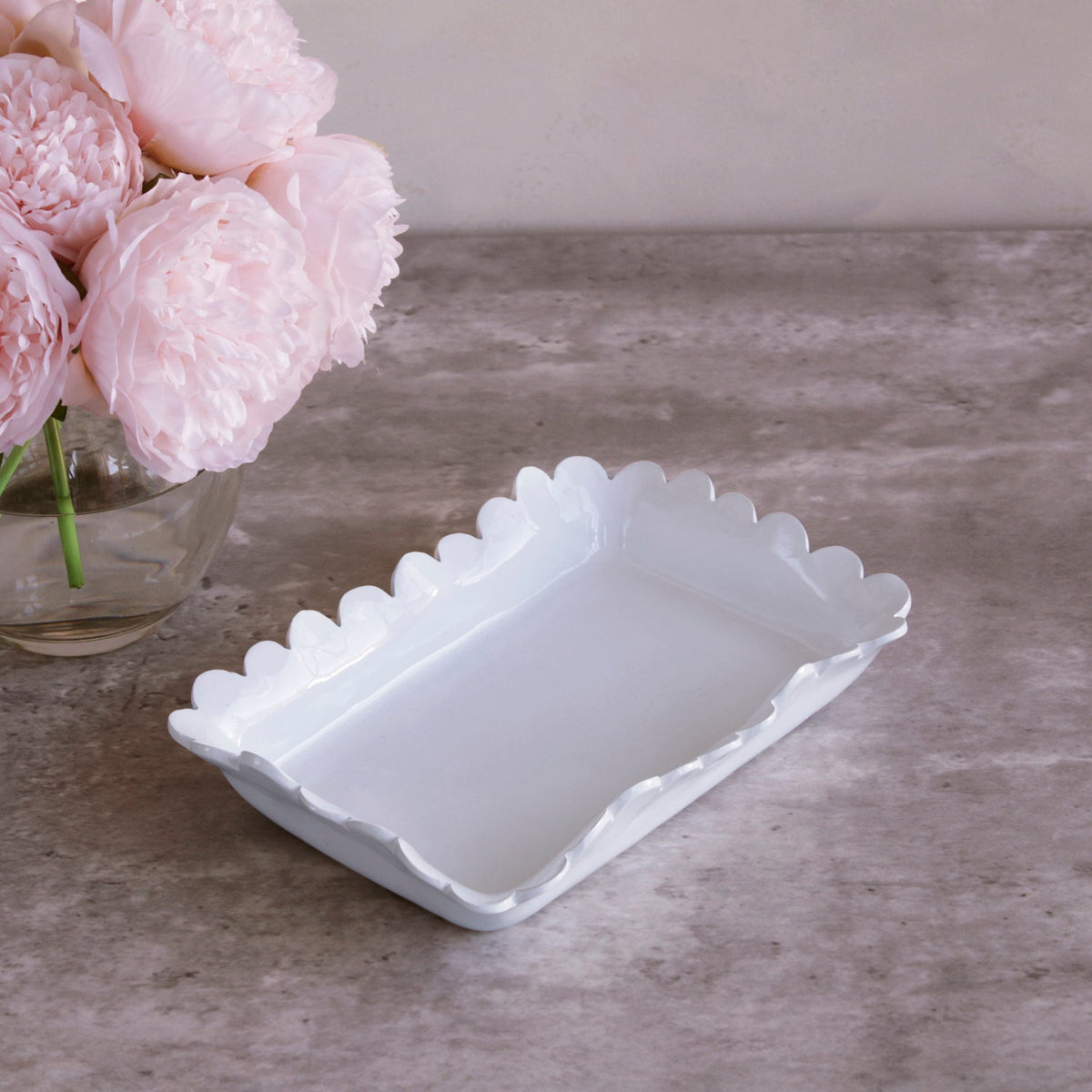 vida-colette-guest-towel-holder-white