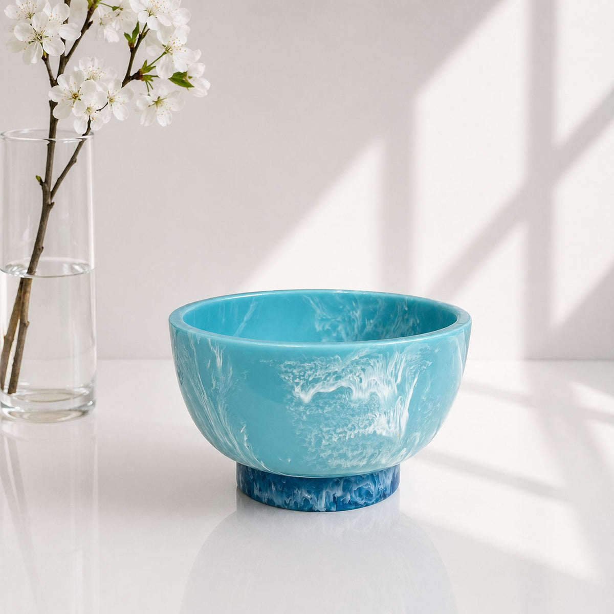 RESIN Rio Small Bowl with Base (Turquoise and Blue)