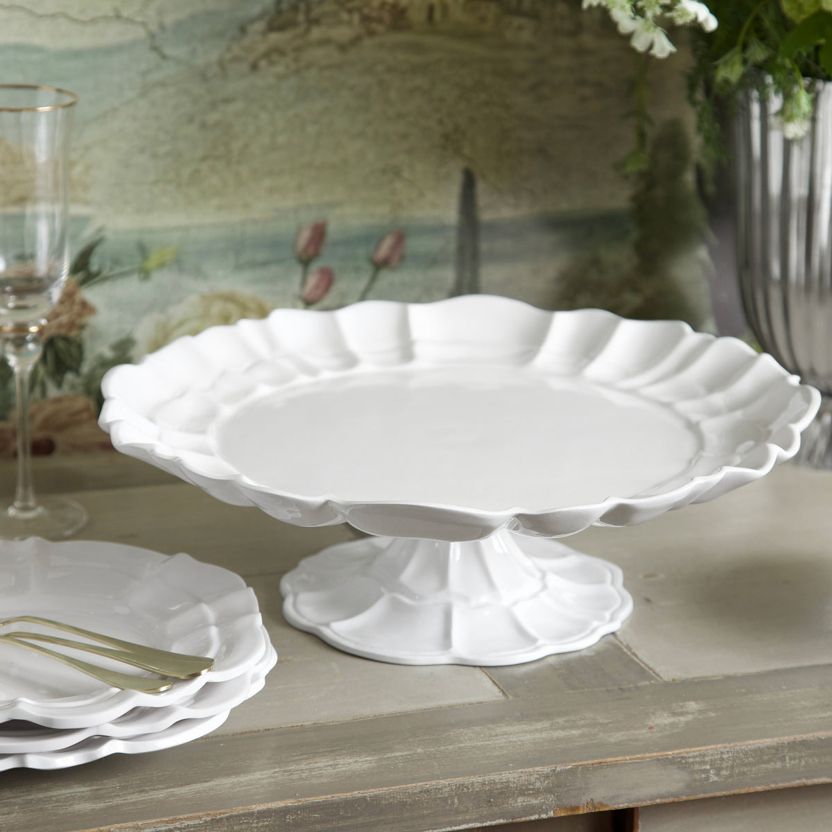 VIDA Tuscany Pedestal Cake Plate (White)