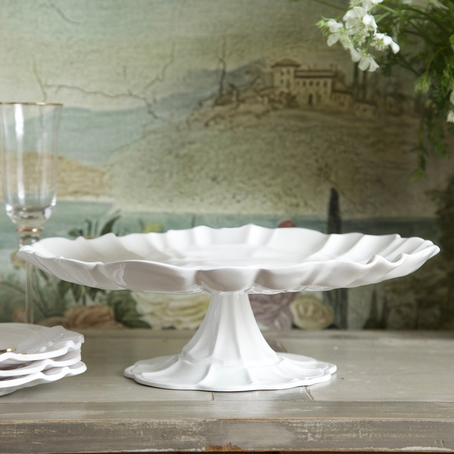 VIDA Tuscany Pedestal Cake Plate (White)
