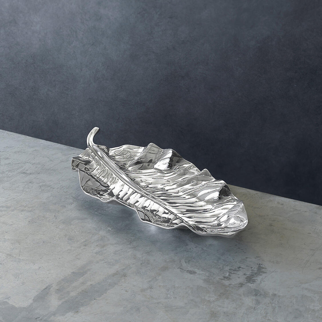 beatriz-ball-wholesale-garden-zebra-leaf-large-platter