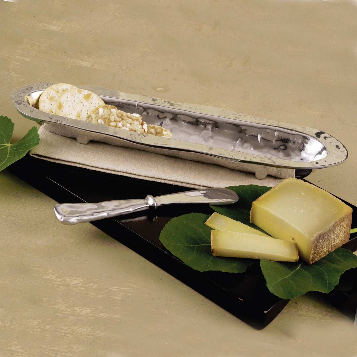 beatriz-ball-wholesale-soho-cracker-tray
