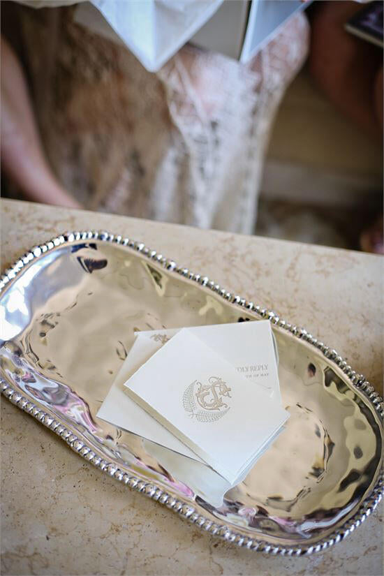 beatriz-ball-wholesale-organic-pearl-nova-small-oval-platter