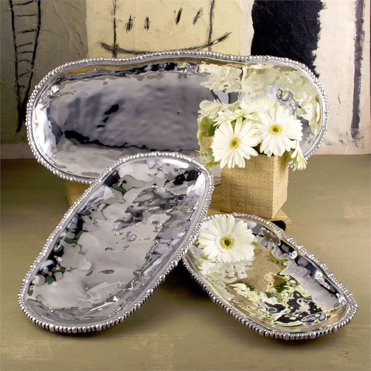 beatriz-ball-wholesale-organic-pearl-nova-small-oval-platter