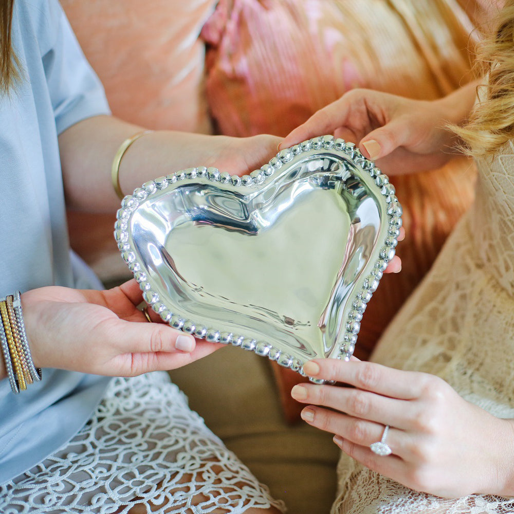 beatriz-ball-wholesale-organic-pearl-small-heart-platter