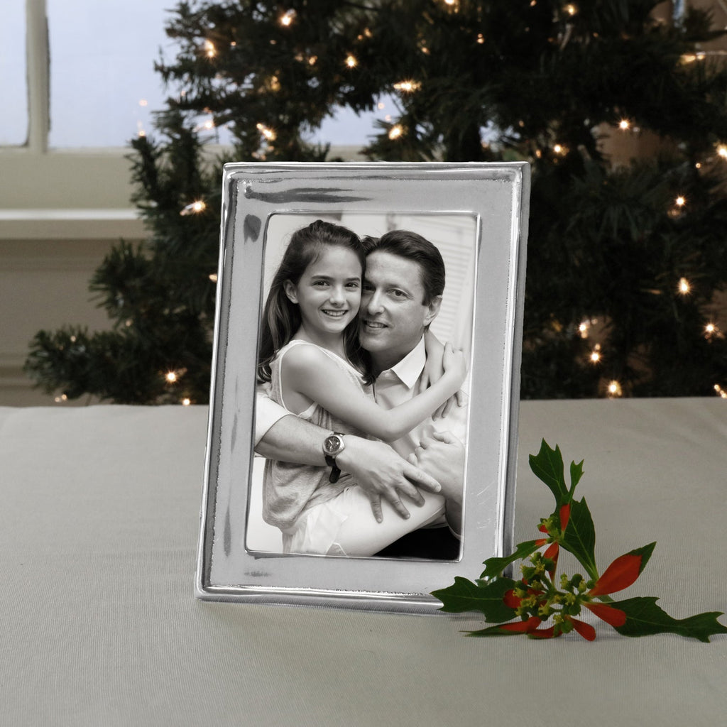 beatriz-ball-wholesale-frame-jason-5-x-7-vertical-frame