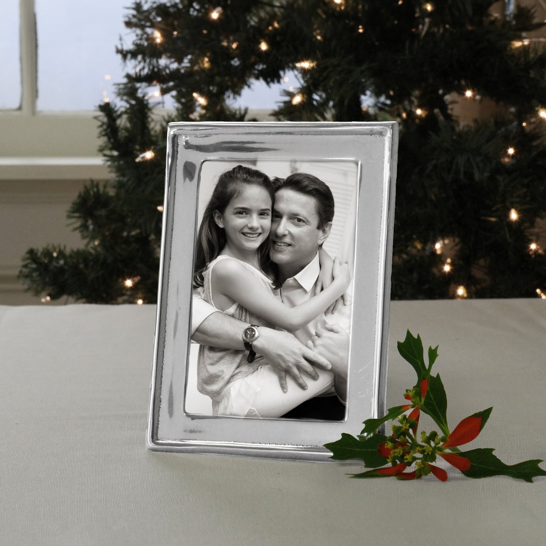 beatriz-ball-wholesale-frame-jason-5-x-7-vertical-frame