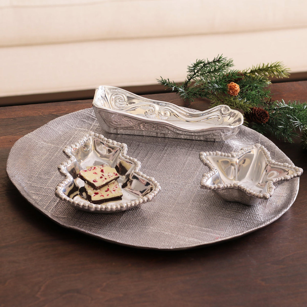 beatriz-ball-wholesale-giftables-organic-pearl-star-bowl