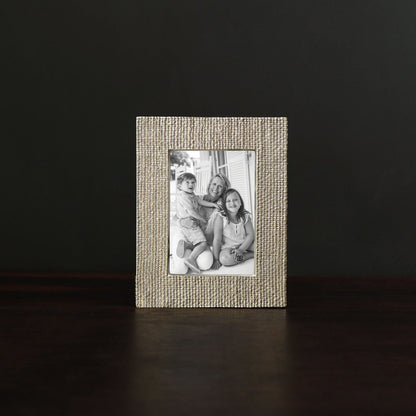 beatriz-ball-wholesale-frame-sierra-modern-tela-5-x-7-frame-gold