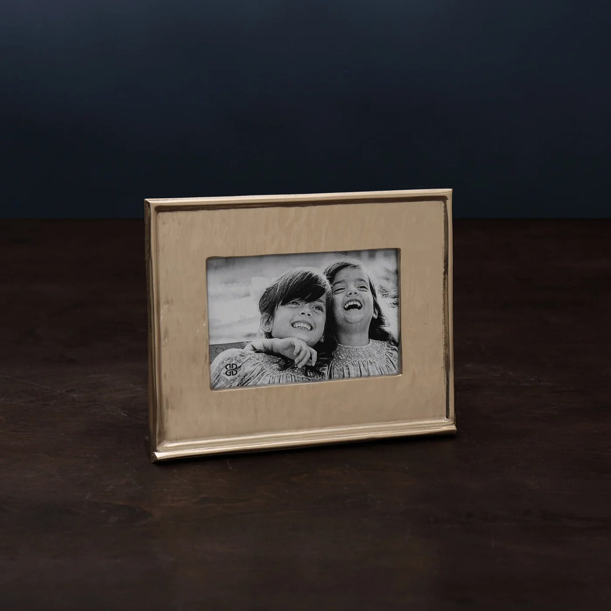 beatriz-ball-wholesale-frame-emerson-5-x-7-horizontal-gold