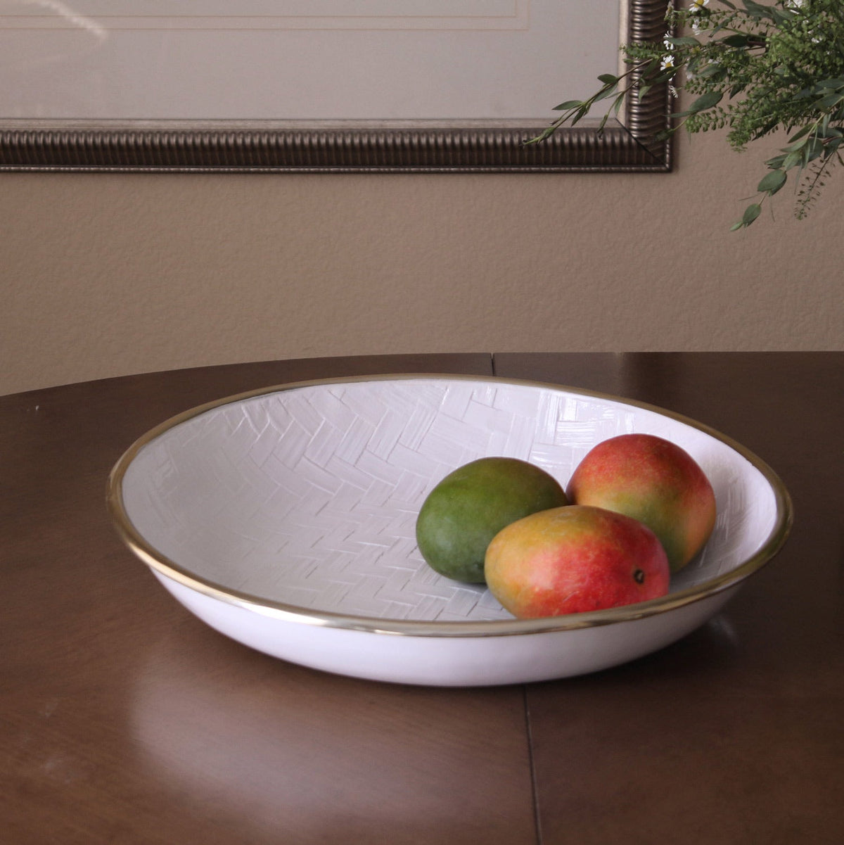 beatriz-ball-wholesale-thanni-bahamas-centerpiece-white-and-gold