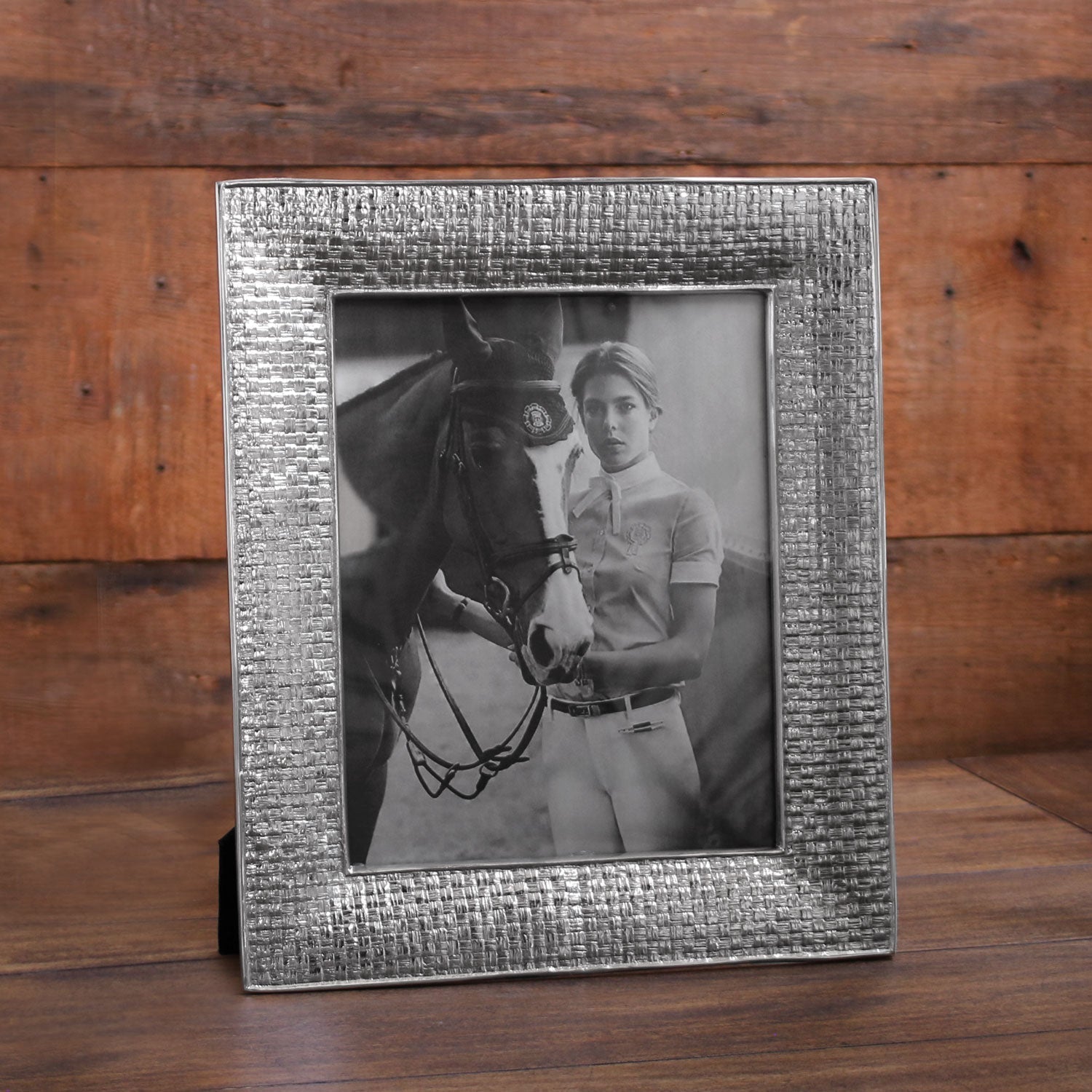 beatriz-ball-wholesale-frame-nassau-8-x-10-frame