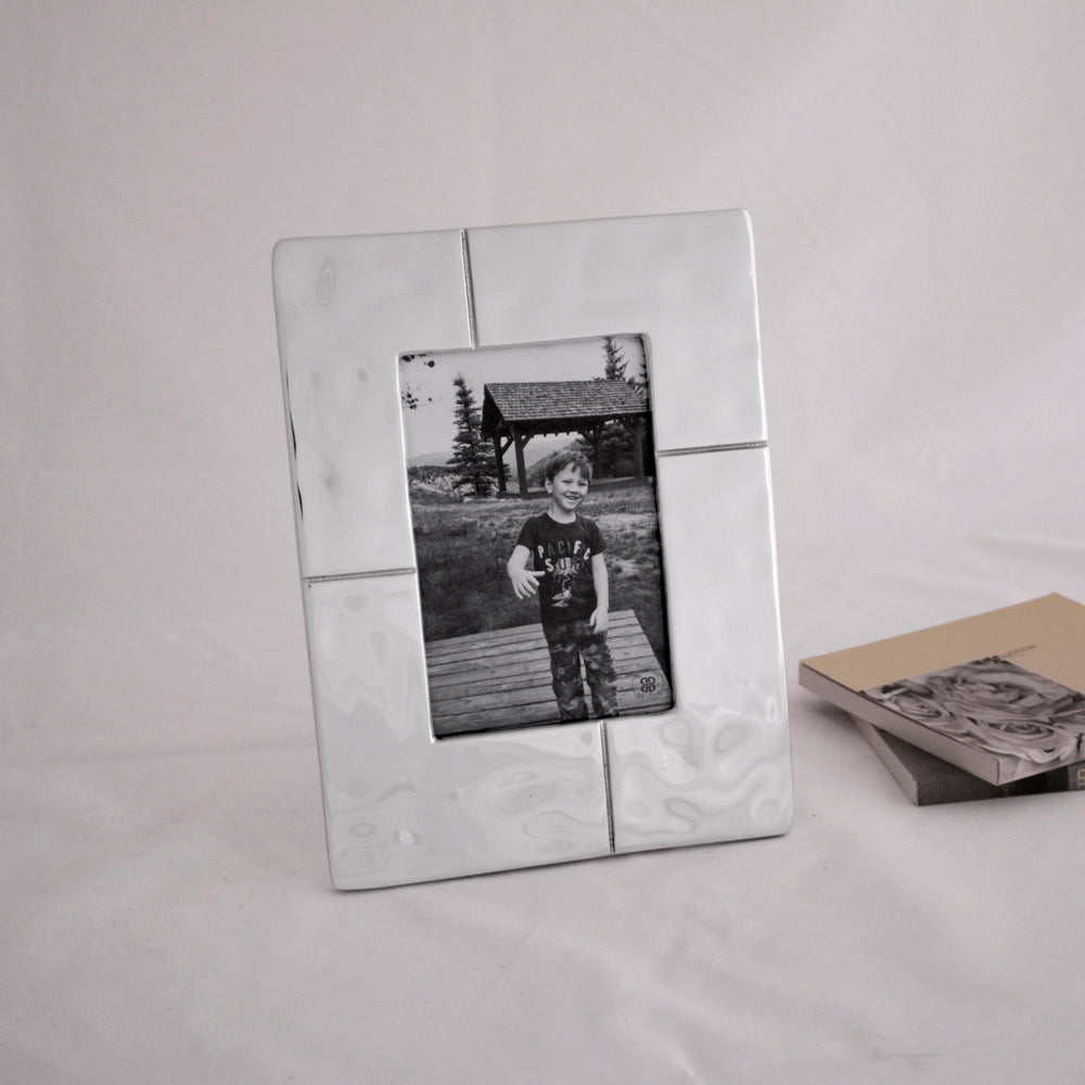 beatriz-ball-wholesale-frame-asimetric-4-x-6-vertical