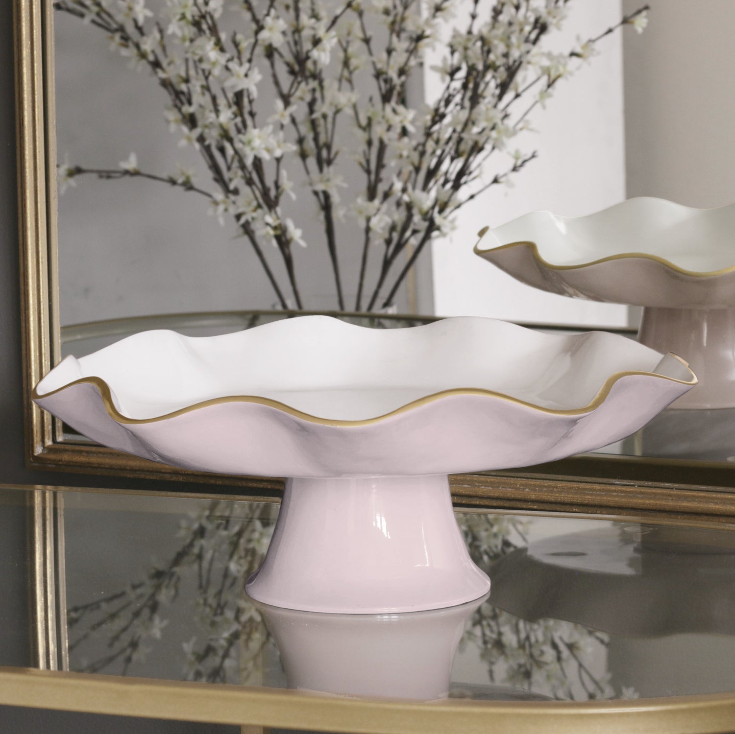 encanto-carola-pedestal-cake-plate-camellia-and-white