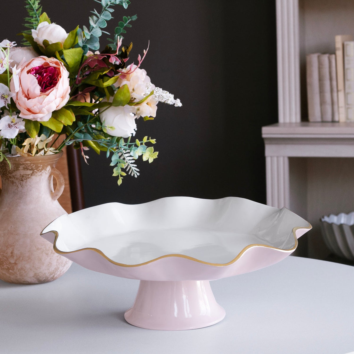 encanto-carola-pedestal-cake-plate-camellia-and-white