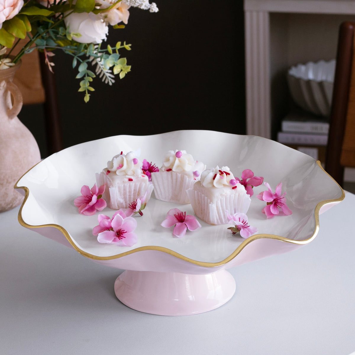 encanto-carola-pedestal-cake-plate-camellia-and-white