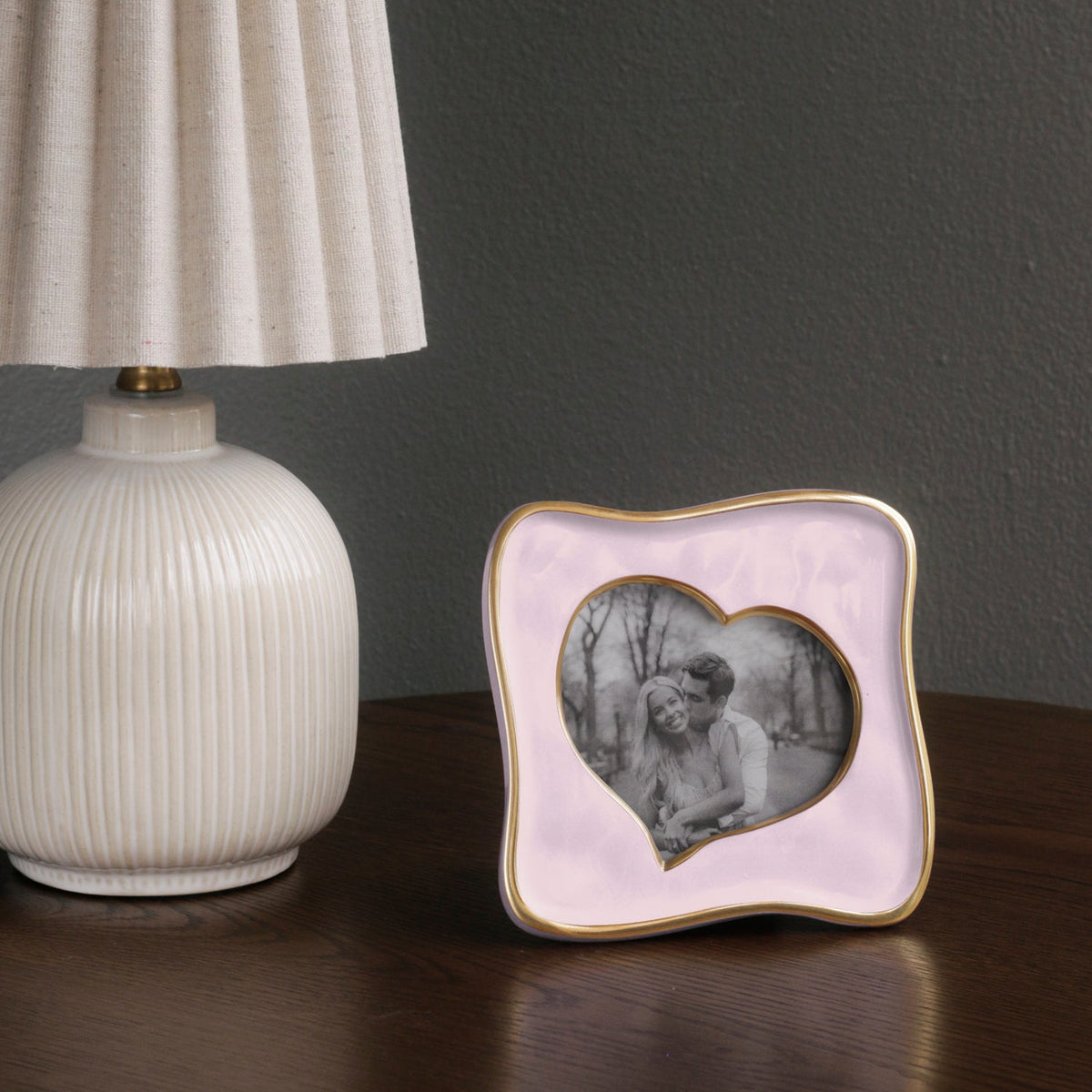 frame-encanto-curved-heart-5-x-5-camellia