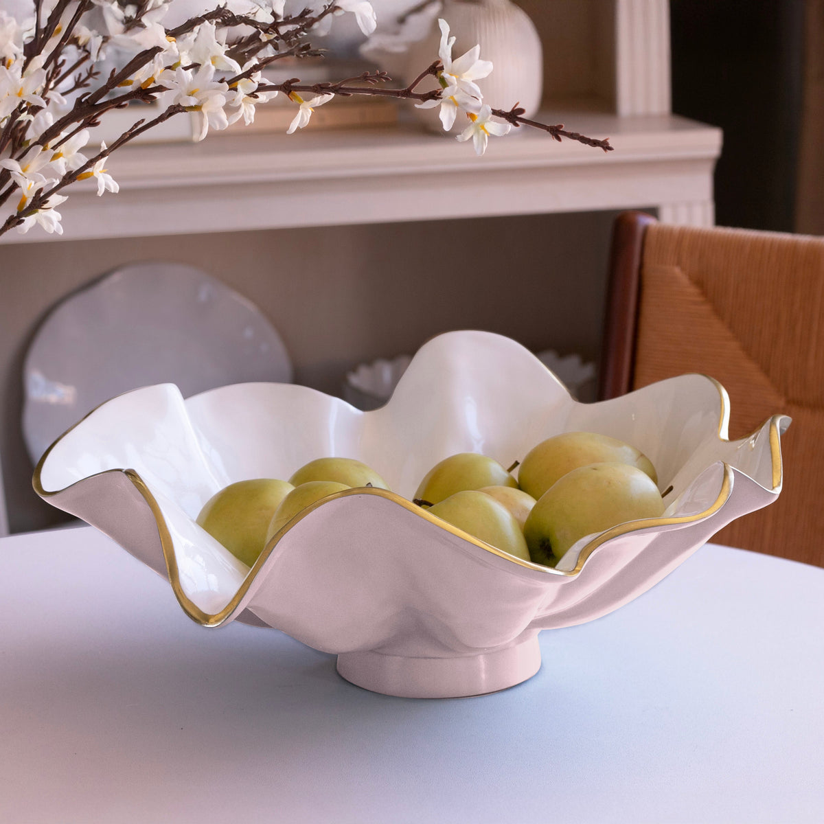 encanto-aries-bowl-camellia-and-white