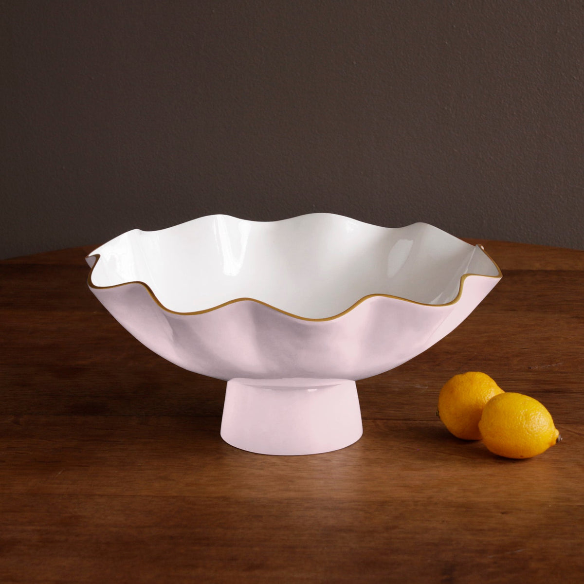 encanto-carola-large-pedestal-camellia-and-white