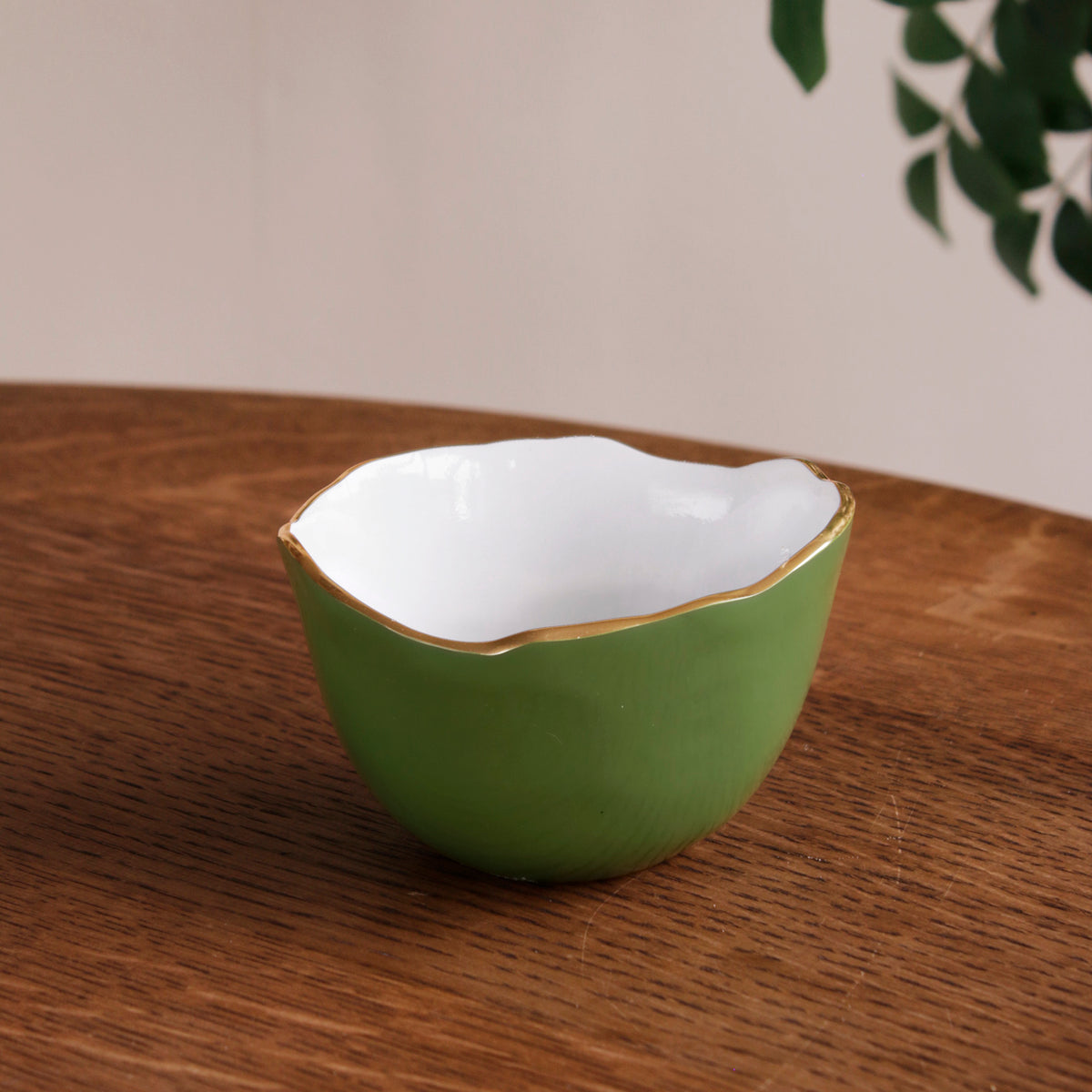 encanto-osaka-small-bowl-leaf-green-and-white