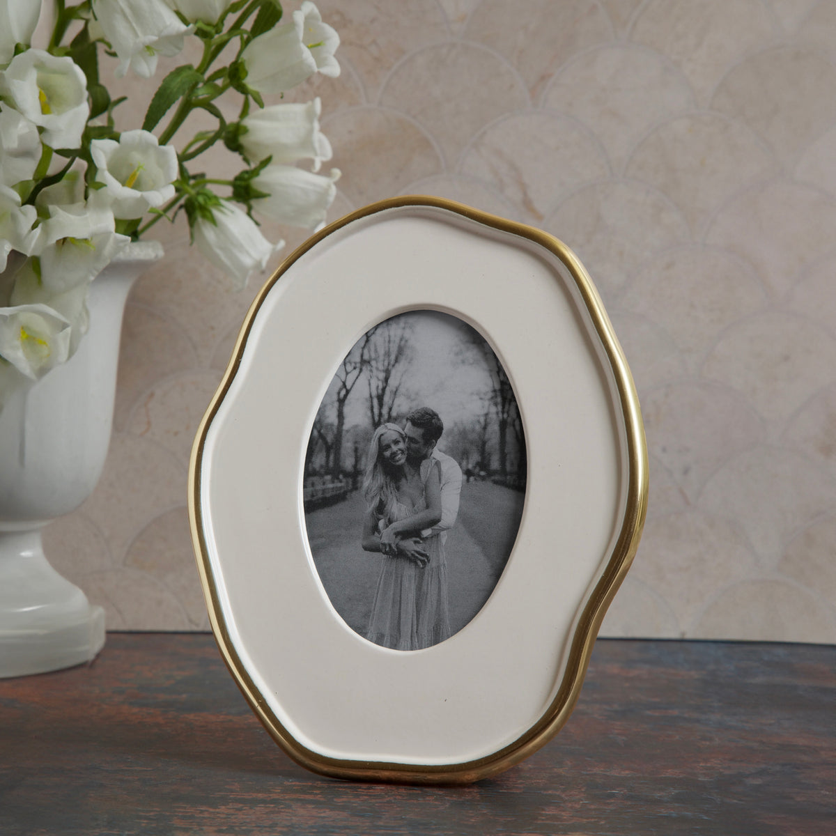 ENCANTO Ducca Frame 4 x 6 (White)
