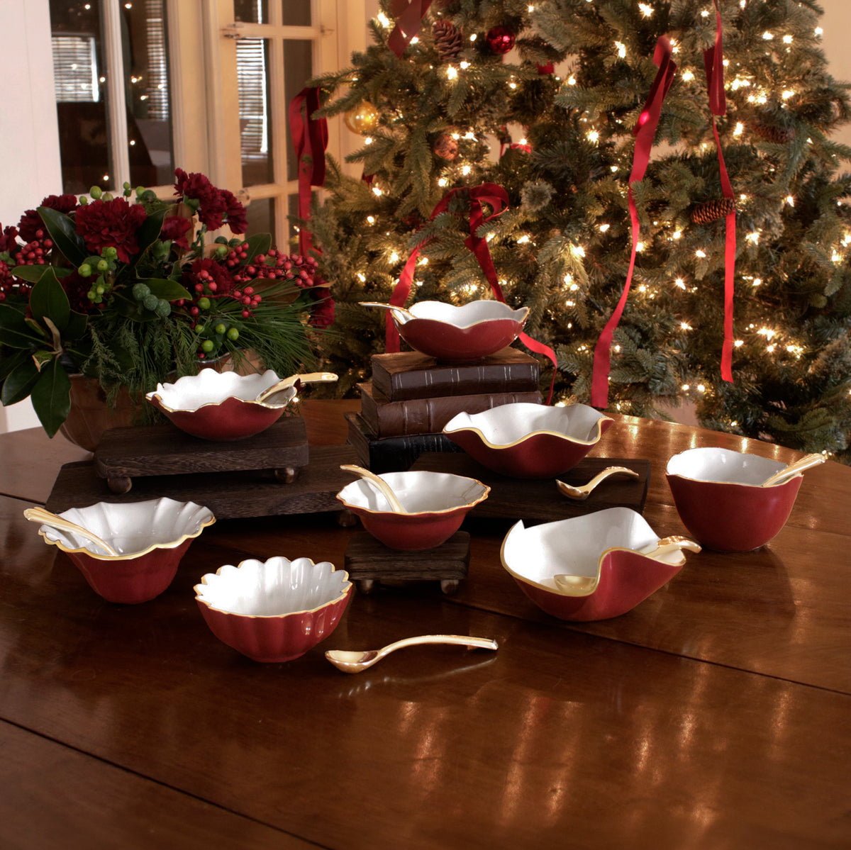 ENCANTO Carola Small Round Bowl w/spoon (Bordeaux and White)